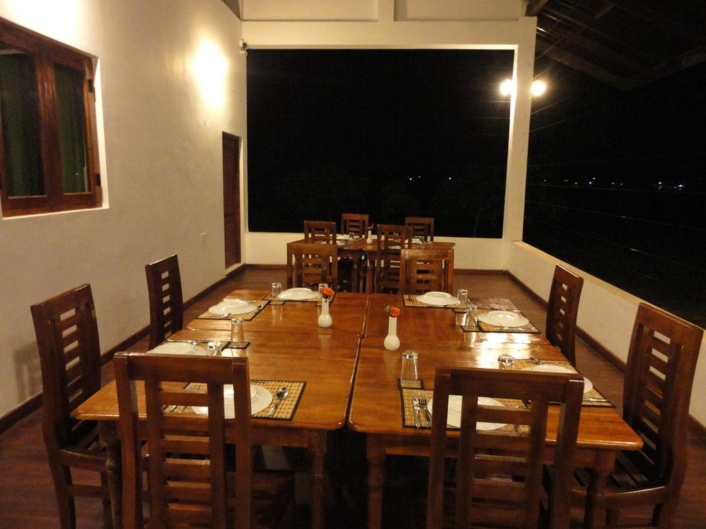 Naaval - Neithal Batticaloa Hotel Exterior photo