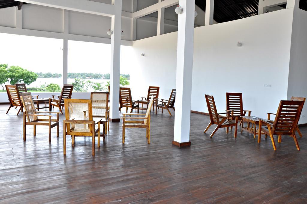 Naaval - Neithal Batticaloa Hotel Exterior photo