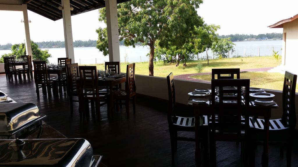 Naaval - Neithal Batticaloa Hotel Exterior photo