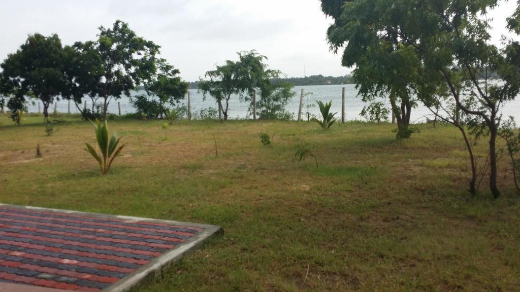 Naaval - Neithal Batticaloa Hotel Exterior photo